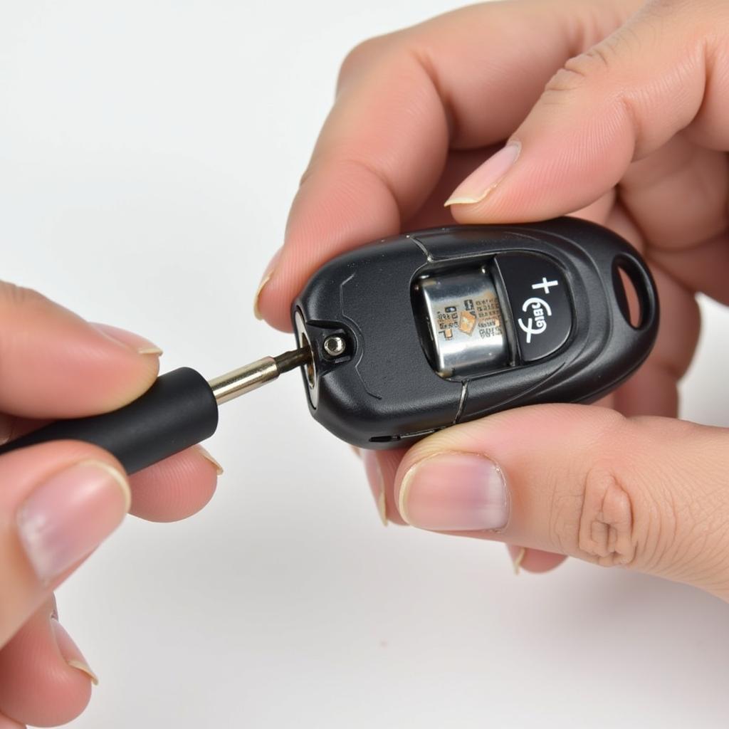 Opening a Nissan Altima Key Fob