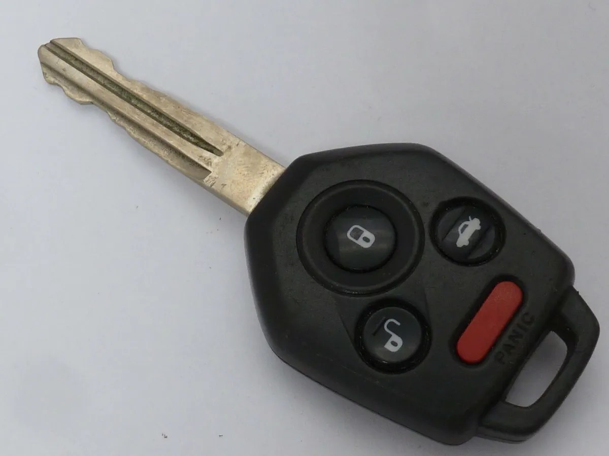 Key Fob Integrated with Car Key for Subaru Forester